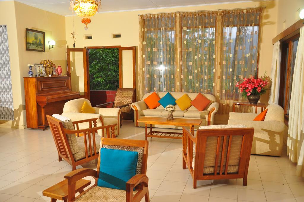 Ferienwohnung Knight'S Heaven Kandy Exterior foto